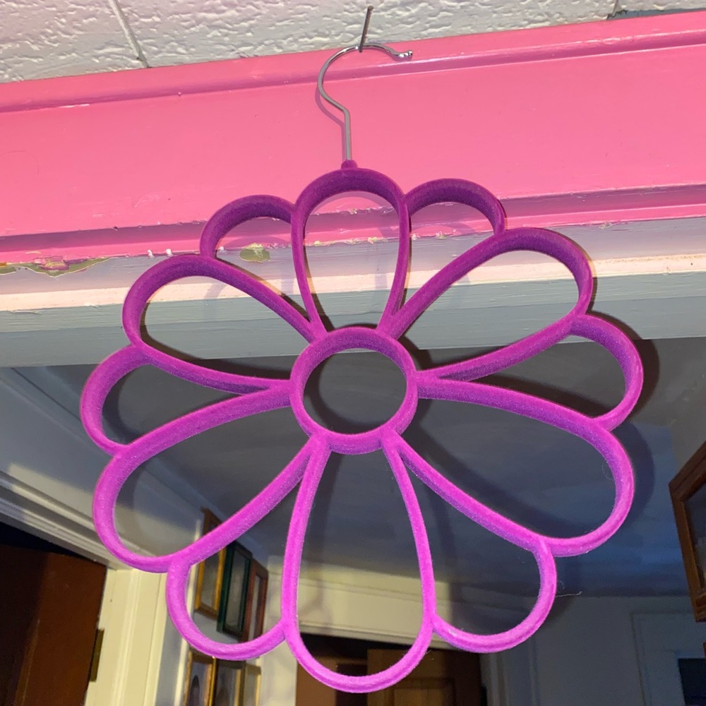 Scarf Hanger